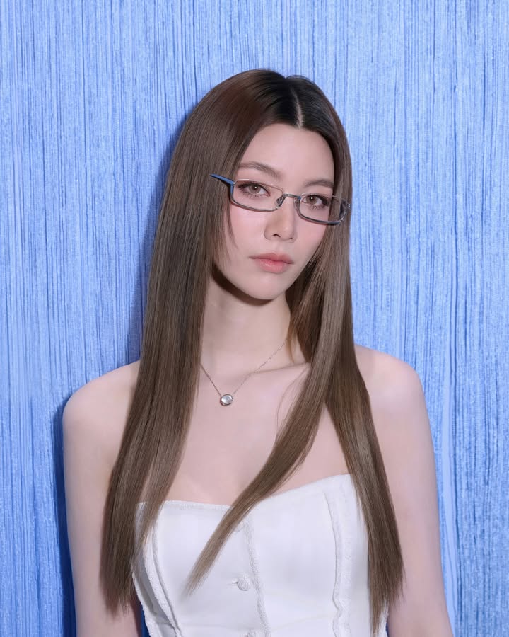 ออม - กรณ์นภัส เศรษฐรัตนพงศ์