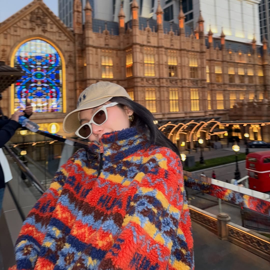 ออม - กรณ์นภัส เศรษฐรัตนพงศ์