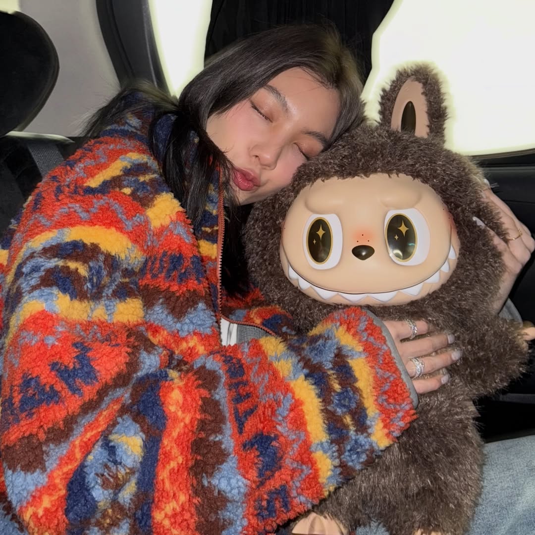 ออม - กรณ์นภัส เศรษฐรัตนพงศ์