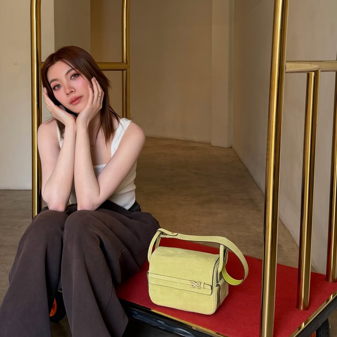 ออม - กรณ์นภัส เศรษฐรัตนพงศ์