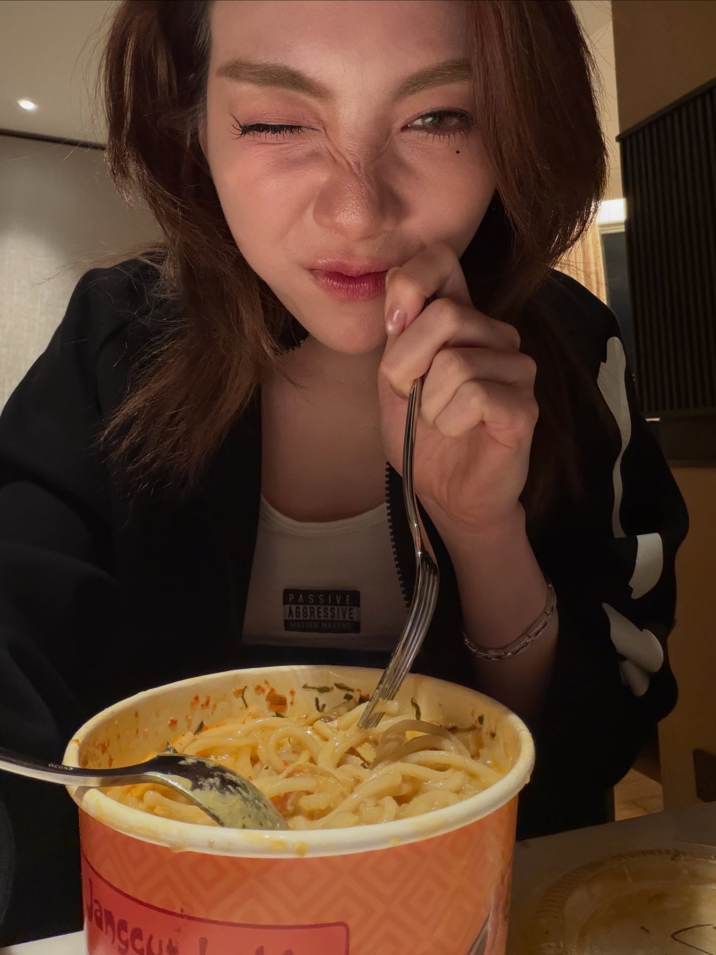 ออม - กรณ์นภัส เศรษฐรัตนพงศ์