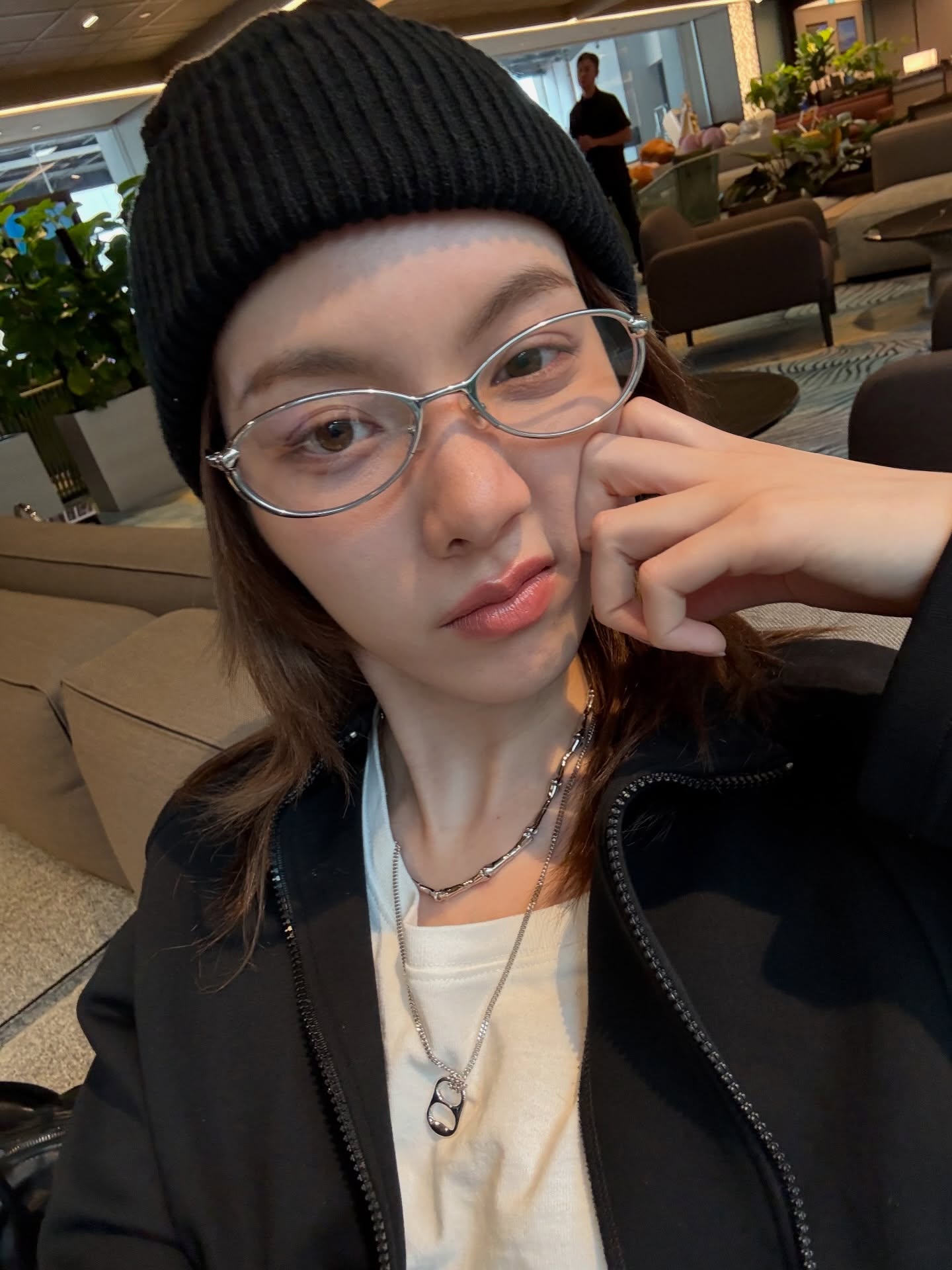 ออม - กรณ์นภัส เศรษฐรัตนพงศ์