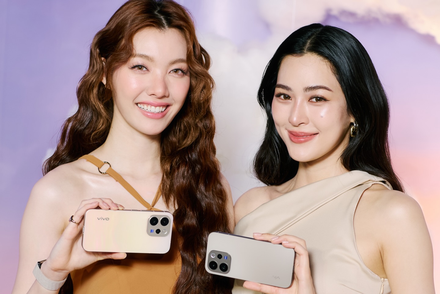 ออม - กรณ์นภัส เศรษฐรัตนพงศ์