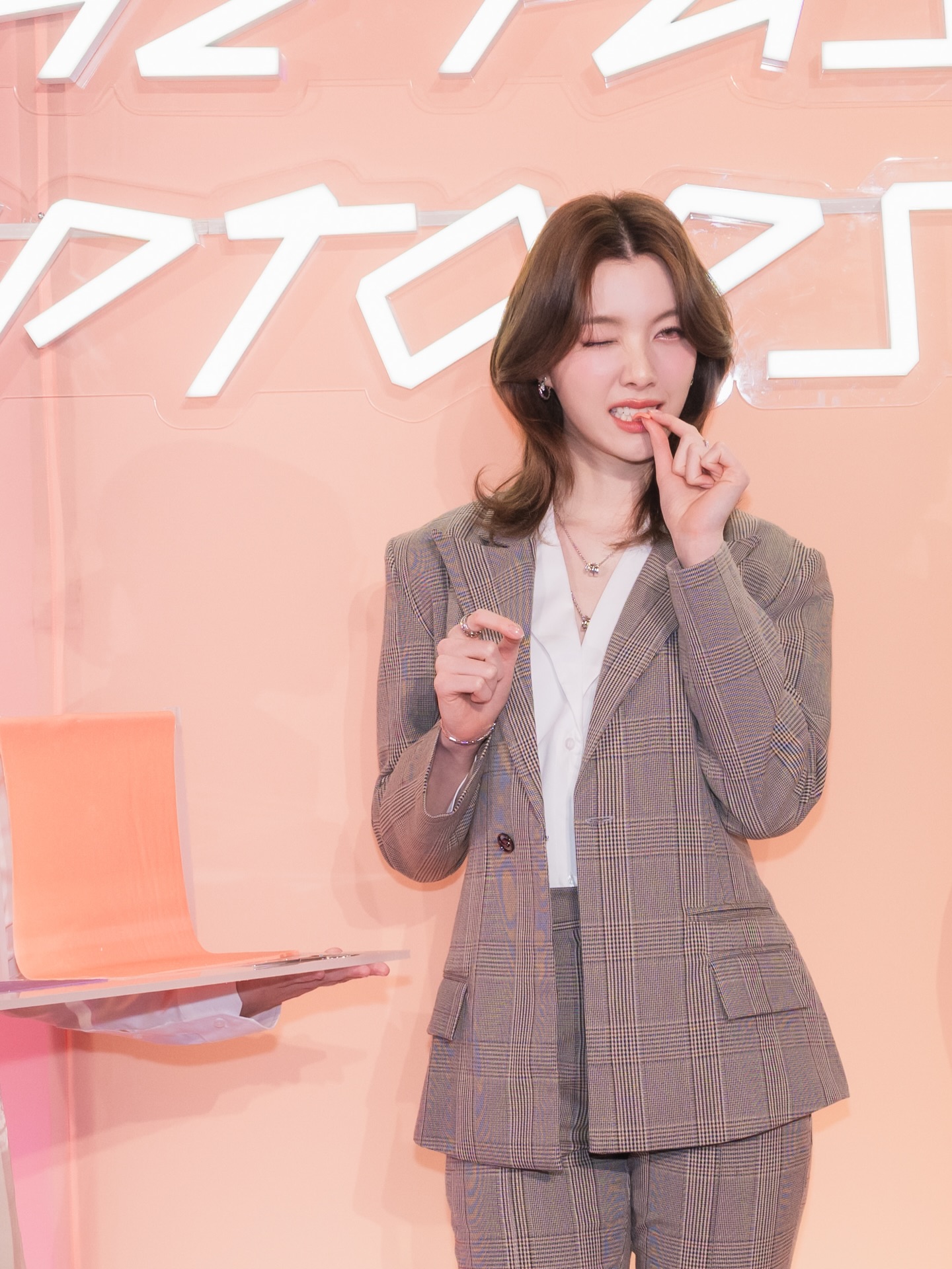 ออม - กรณ์นภัส เศรษฐรัตนพงศ์