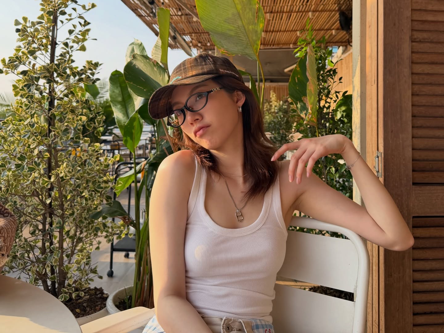 ออม - กรณ์นภัส เศรษฐรัตนพงศ์