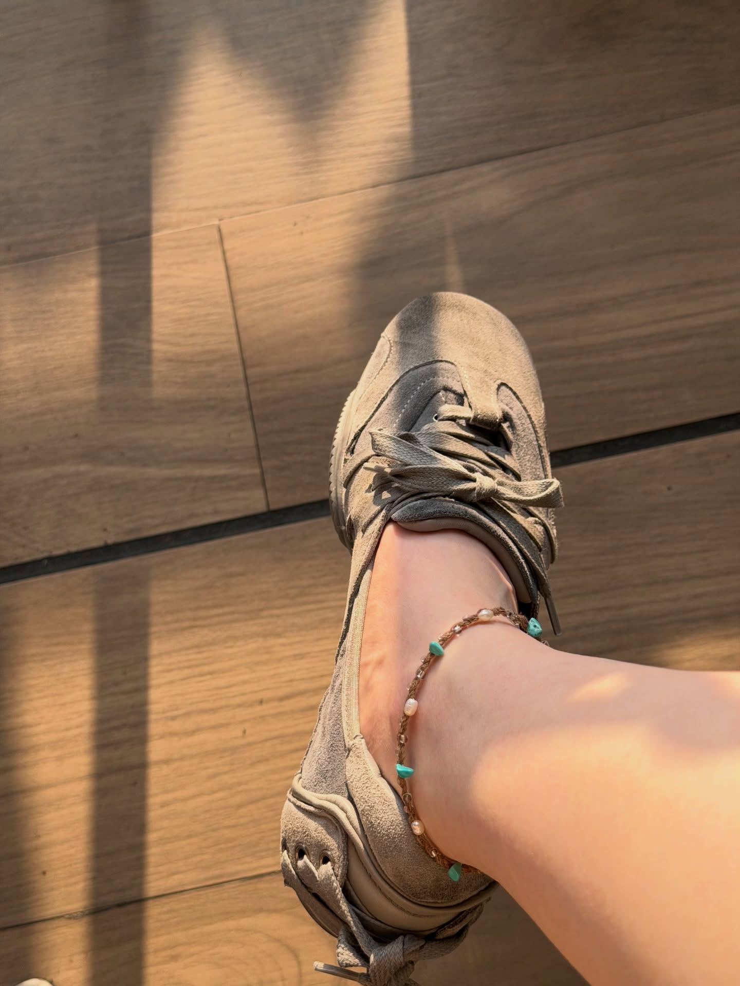 ออม - กรณ์นภัส เศรษฐรัตนพงศ์