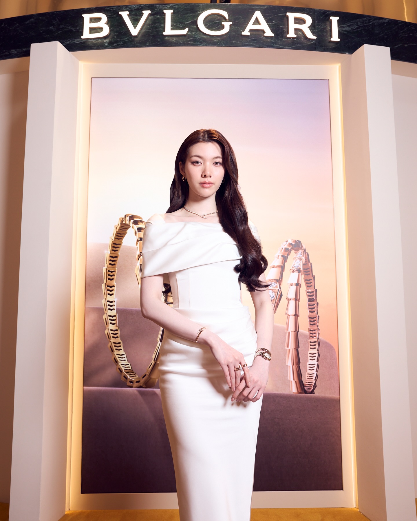 ออม - กรณ์นภัส เศรษฐรัตนพงศ์