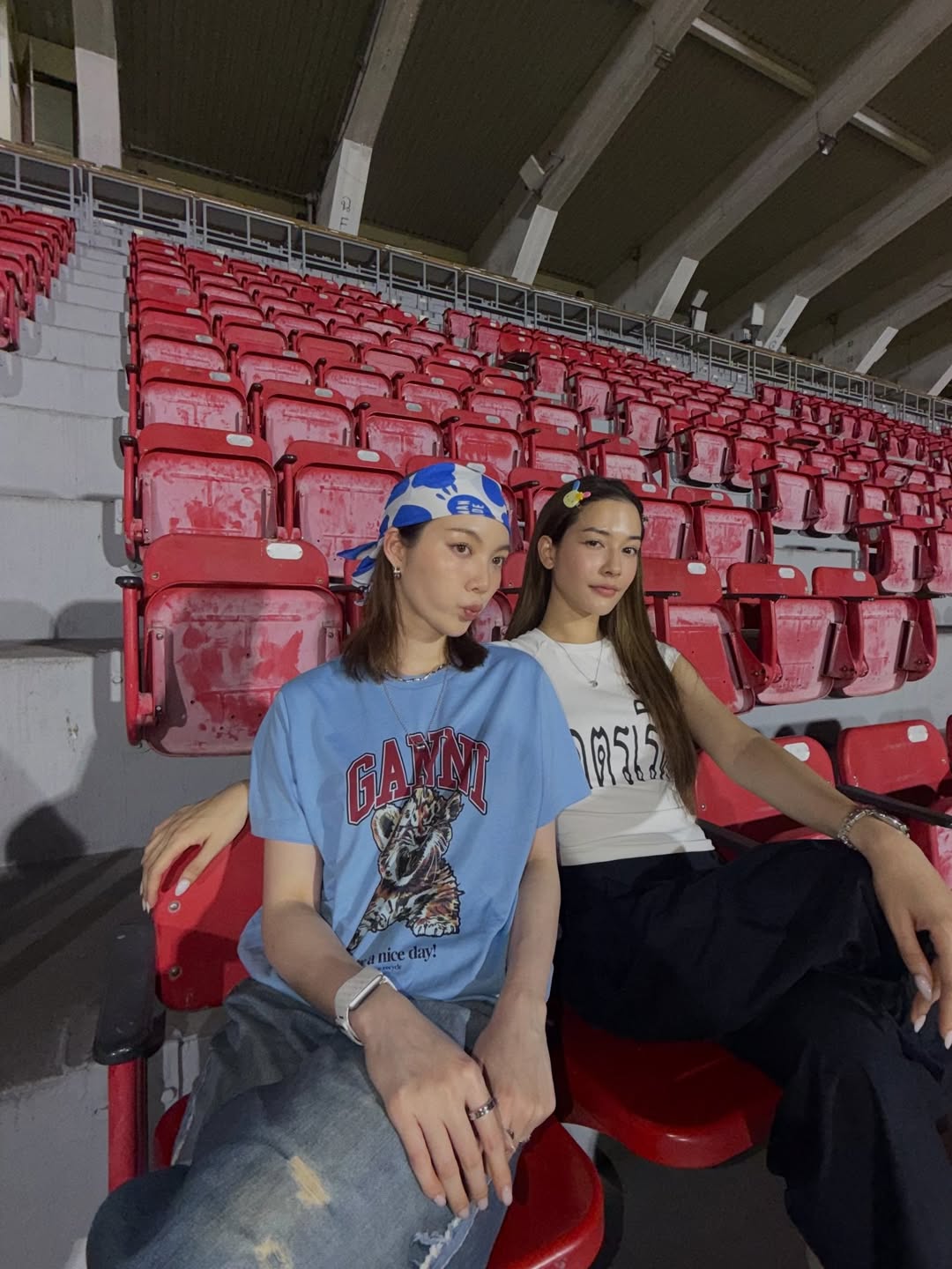 ออม - กรณ์นภัส เศรษฐรัตนพงศ์