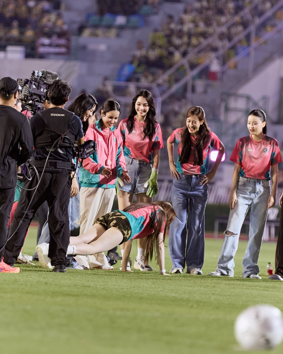 ออม - กรณ์นภัส เศรษฐรัตนพงศ์