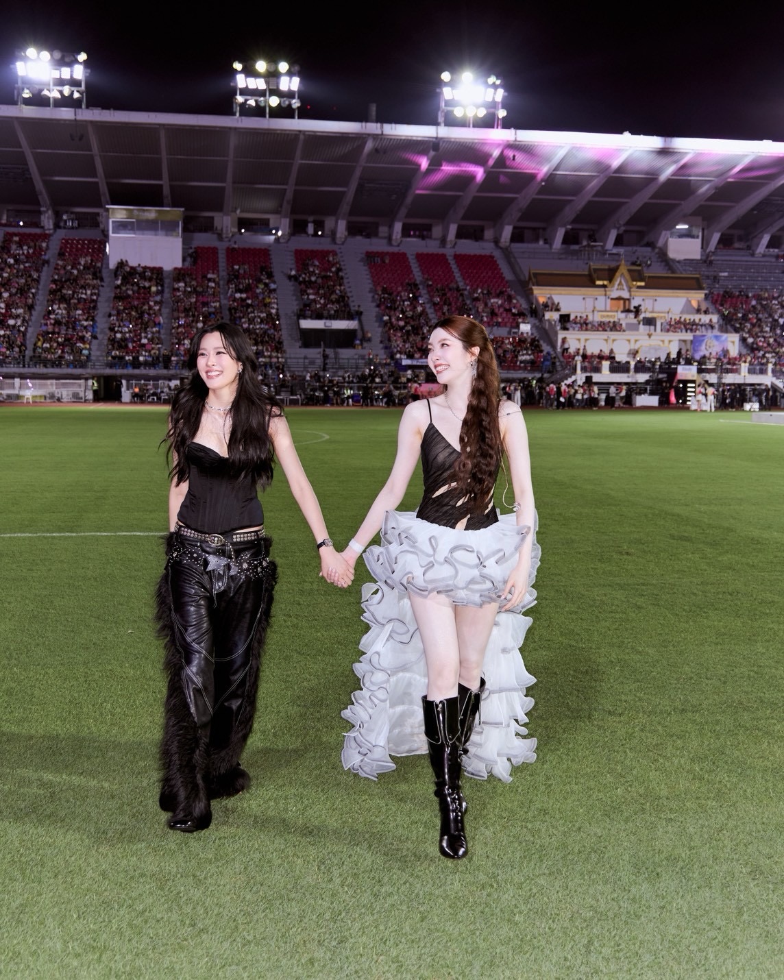 ออม - กรณ์นภัส เศรษฐรัตนพงศ์