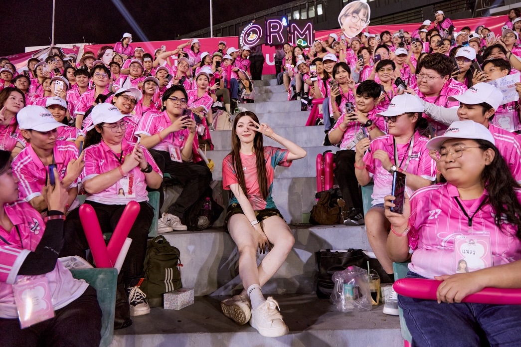 ออม - กรณ์นภัส เศรษฐรัตนพงศ์