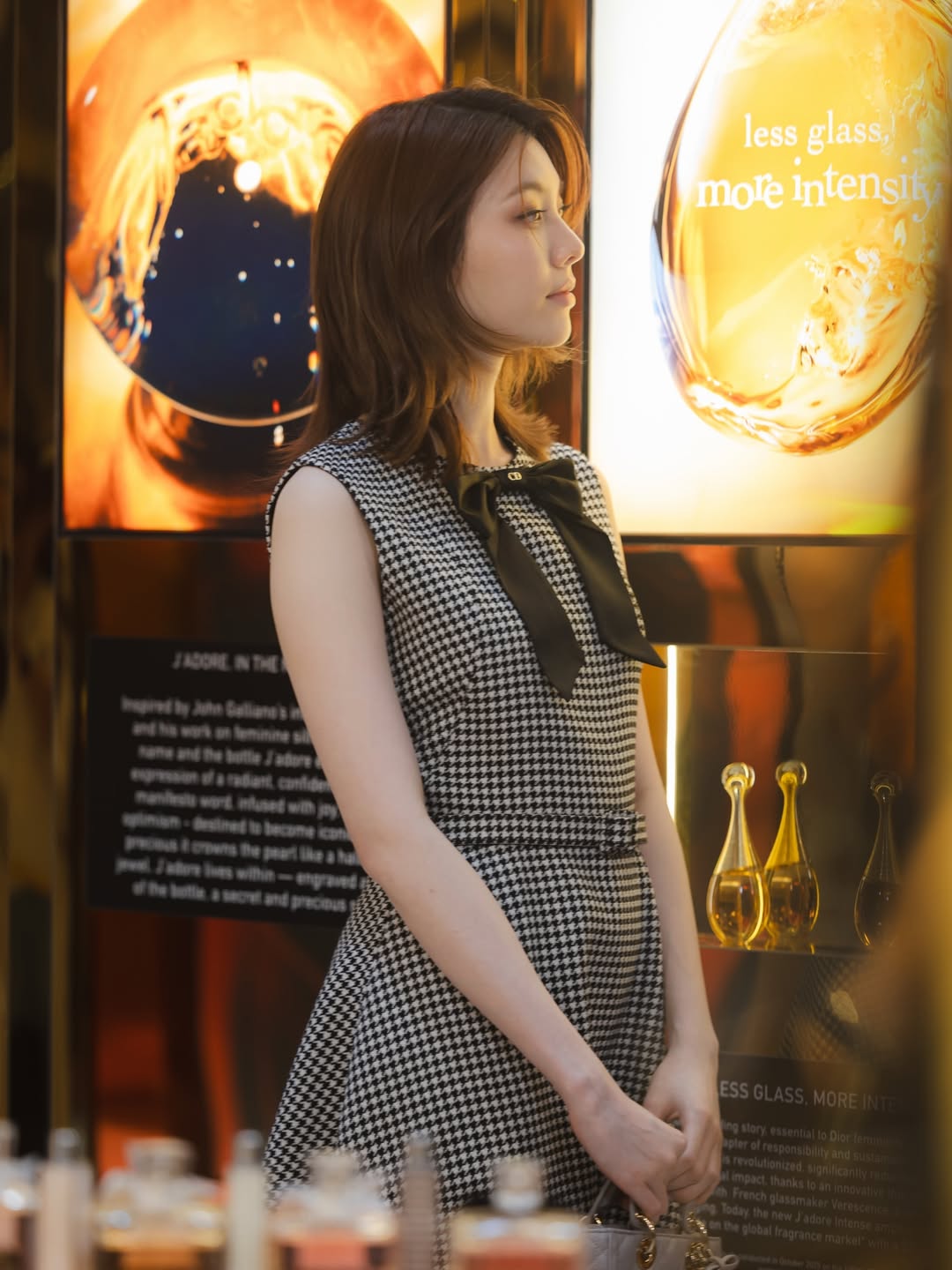 ออม - กรณ์นภัส เศรษฐรัตนพงศ์