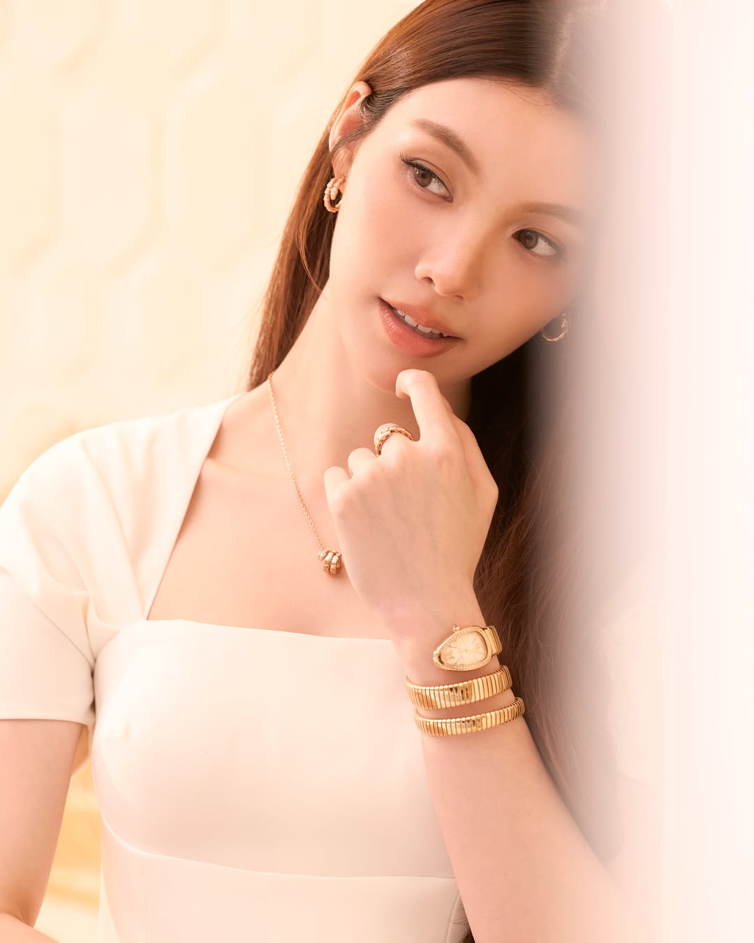 ออม - กรณ์นภัส เศรษฐรัตนพงศ์