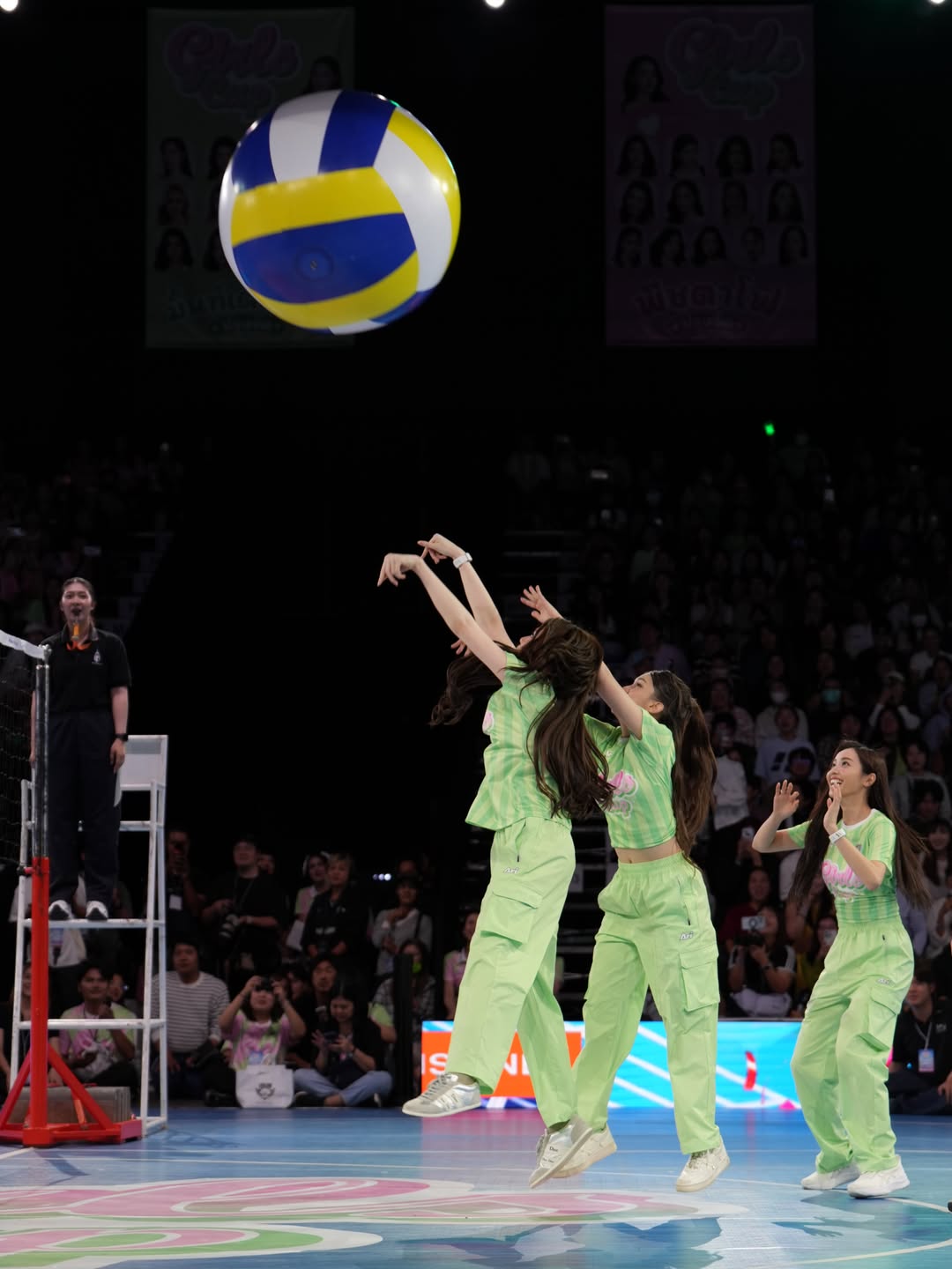 ออม - กรณ์นภัส เศรษฐรัตนพงศ์