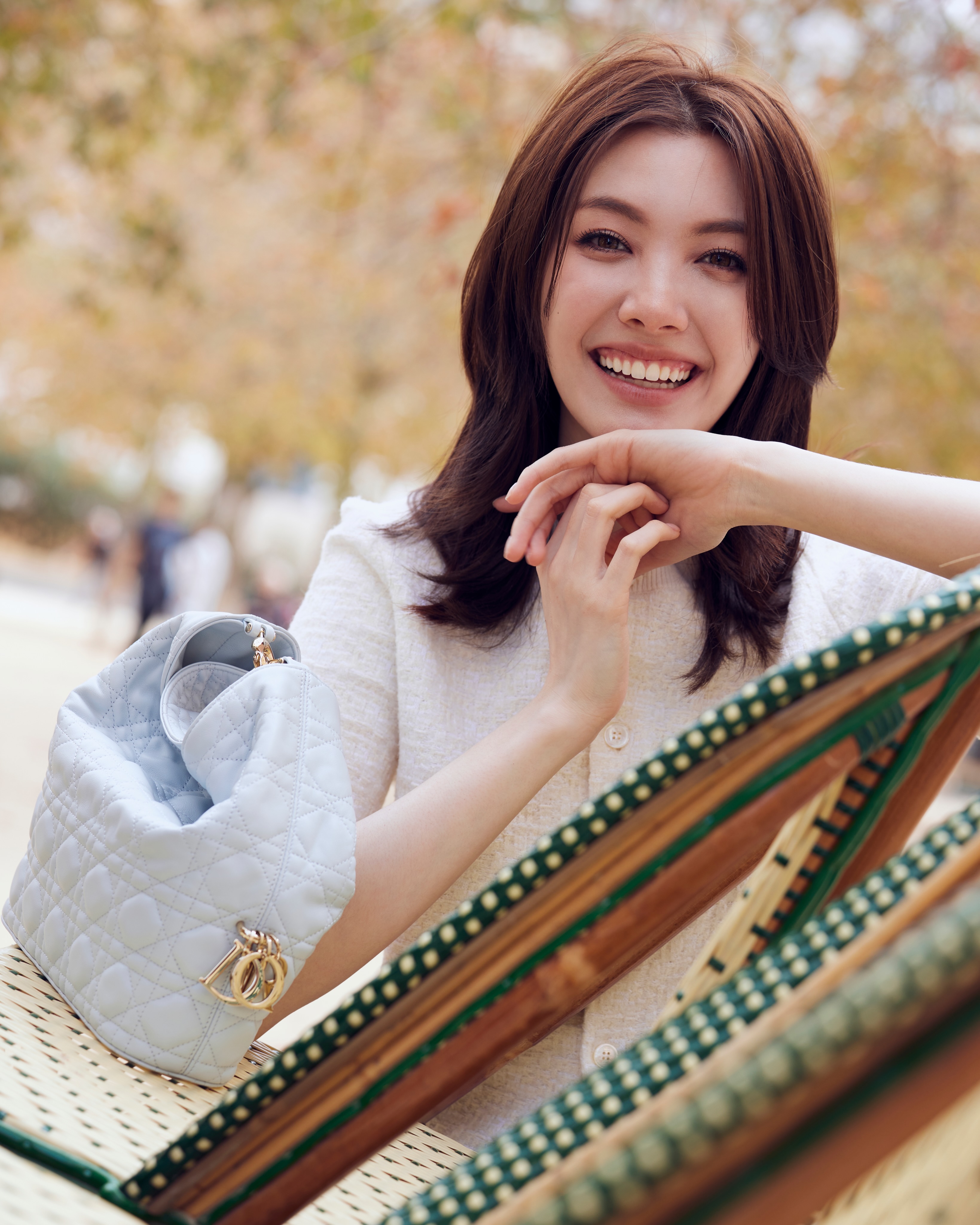 ออม - กรณ์นภัส เศรษฐรัตนพงศ์