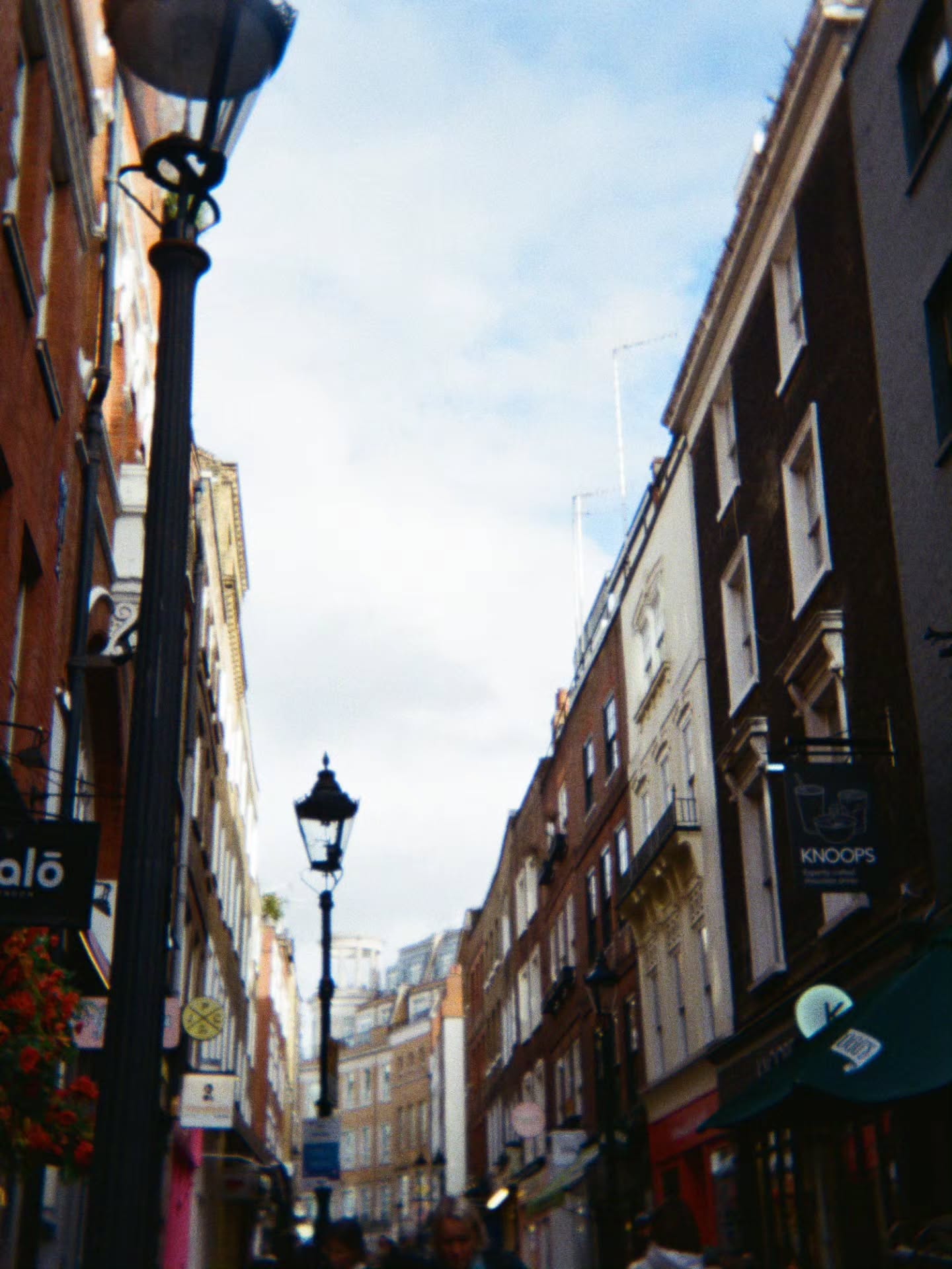 อิ้งค์ - วรันธร เปานิล