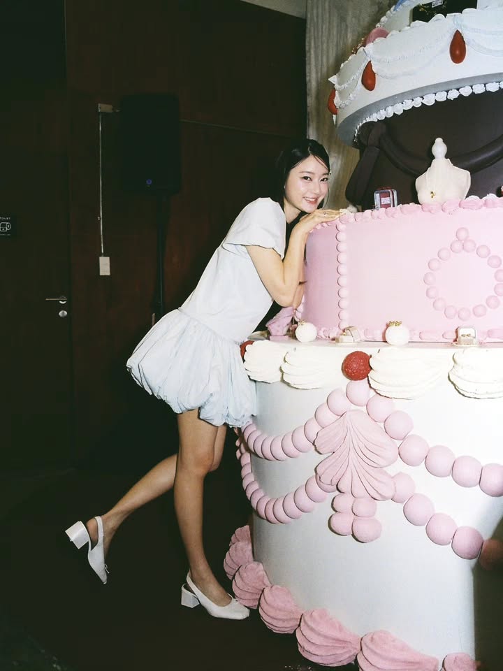 อิ้งค์ - วรันธร เปานิล