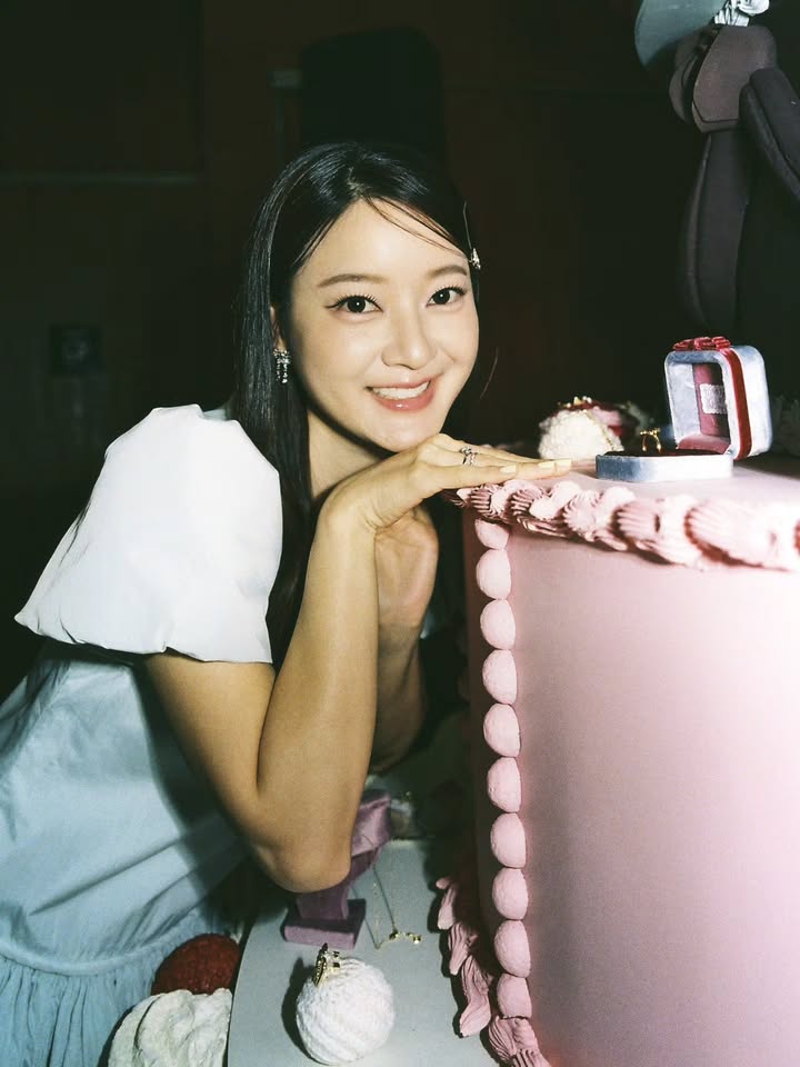 อิ้งค์ - วรันธร เปานิล