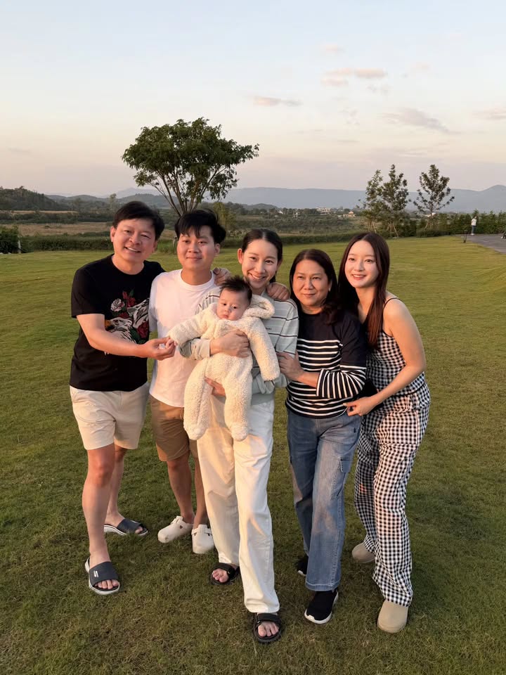 อิ้งค์ - วรันธร เปานิล