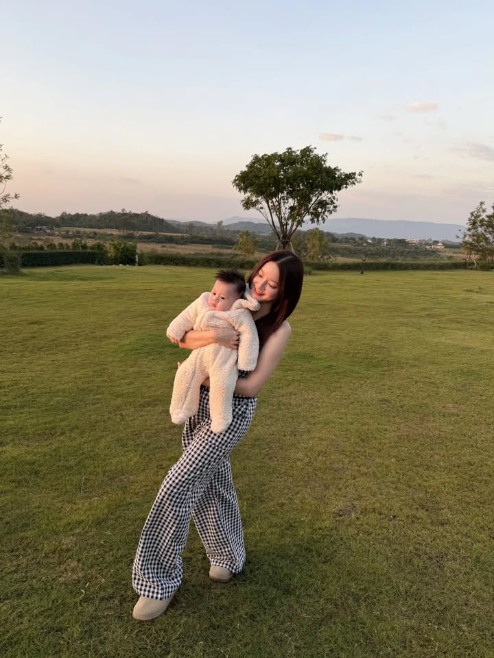 อิ้งค์ - วรันธร เปานิล