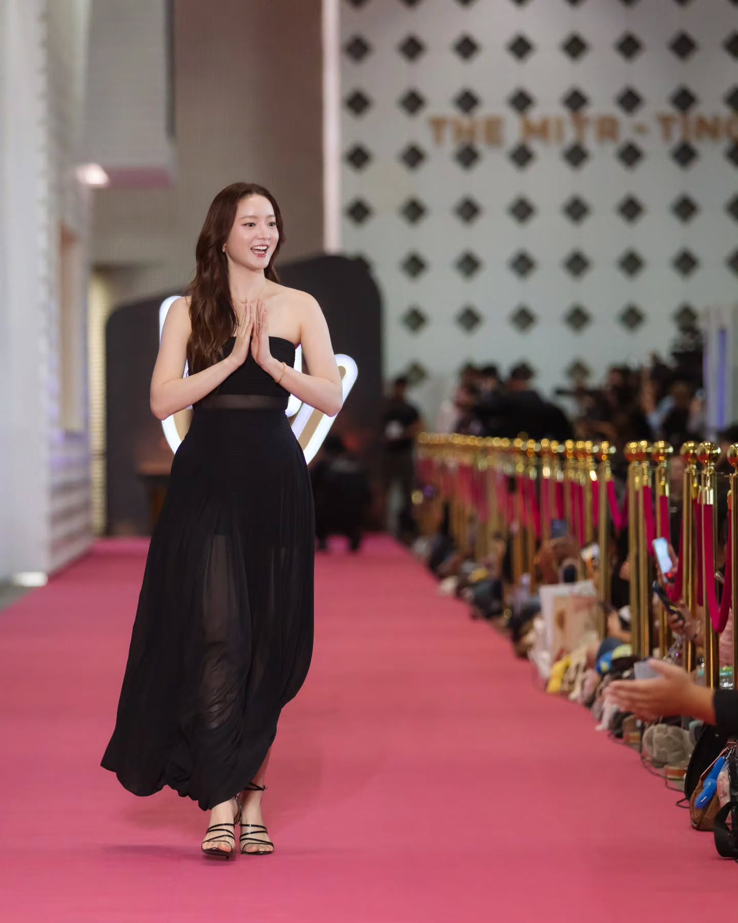 อิ้งค์ - วรันธร เปานิล