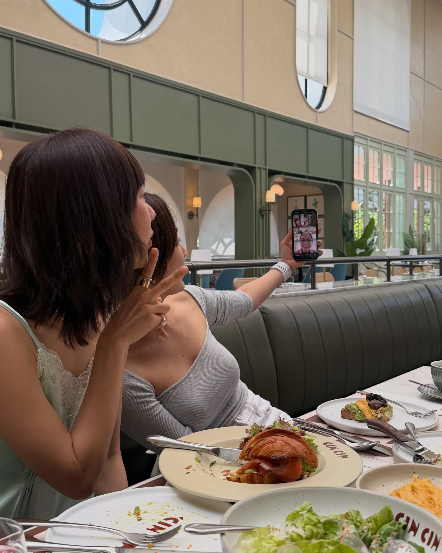 มิ้นต์ - ชาลิดา วิจิตรวงศ์ทอง