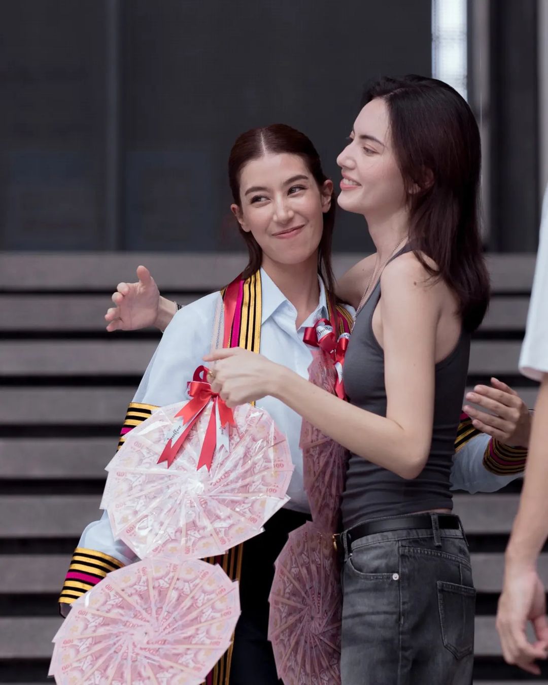 ใหม่ - ดาวิกา โฮร์เน่