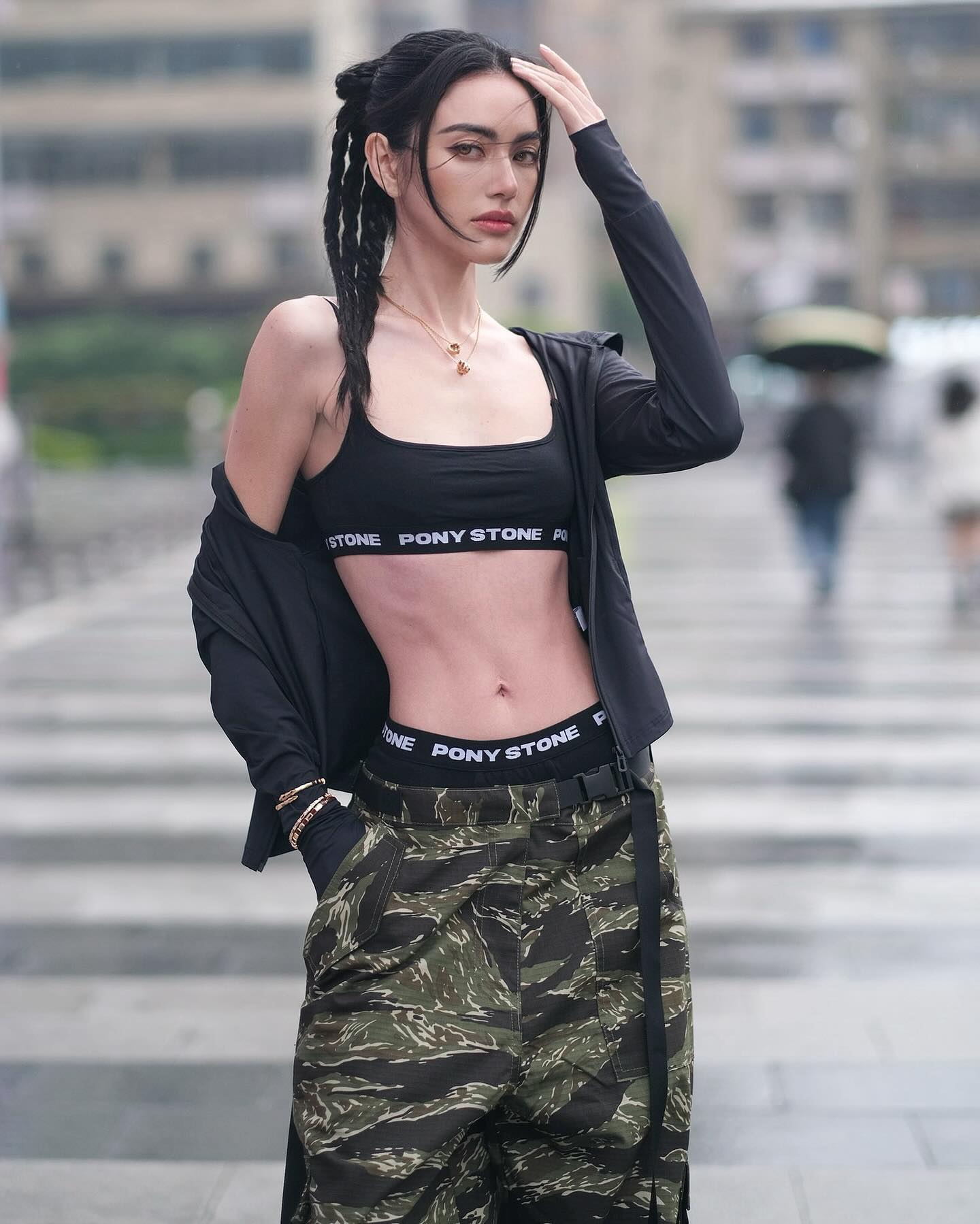 ใหม่ - ดาวิกา โฮร์เน่