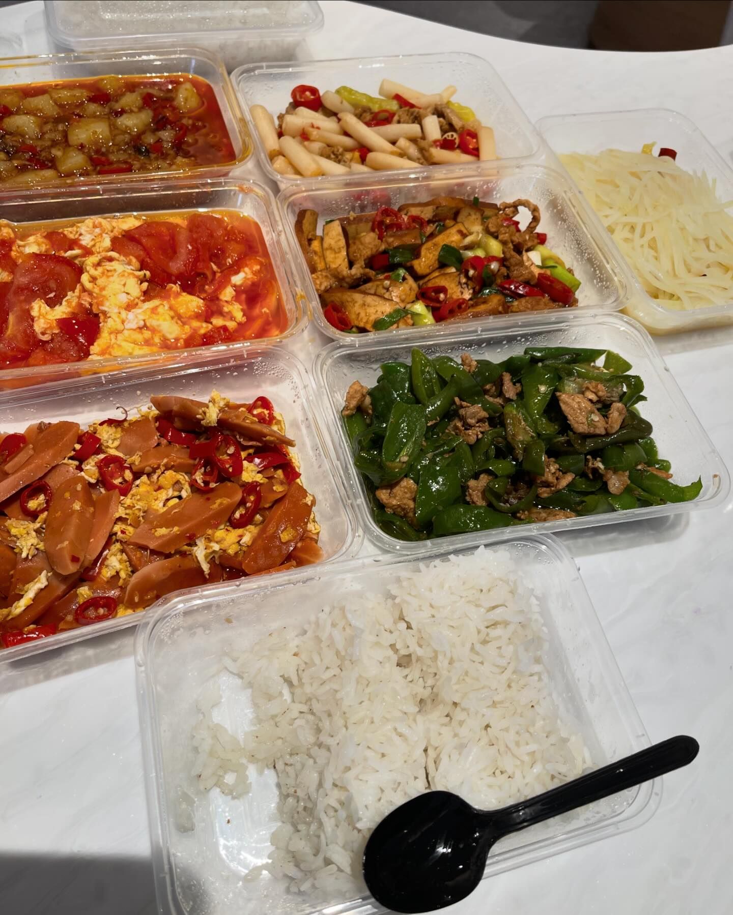 ใหม่ - ดาวิกา โฮร์เน่