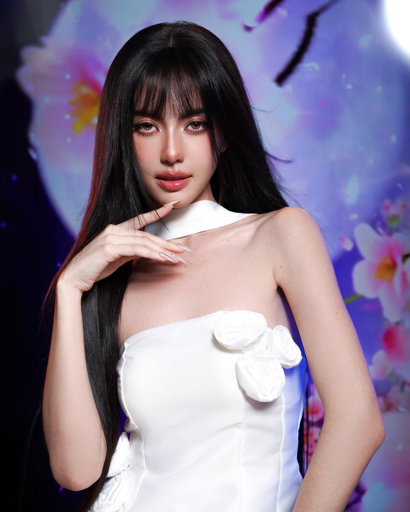 ใหม่ - ดาวิกา โฮร์เน่