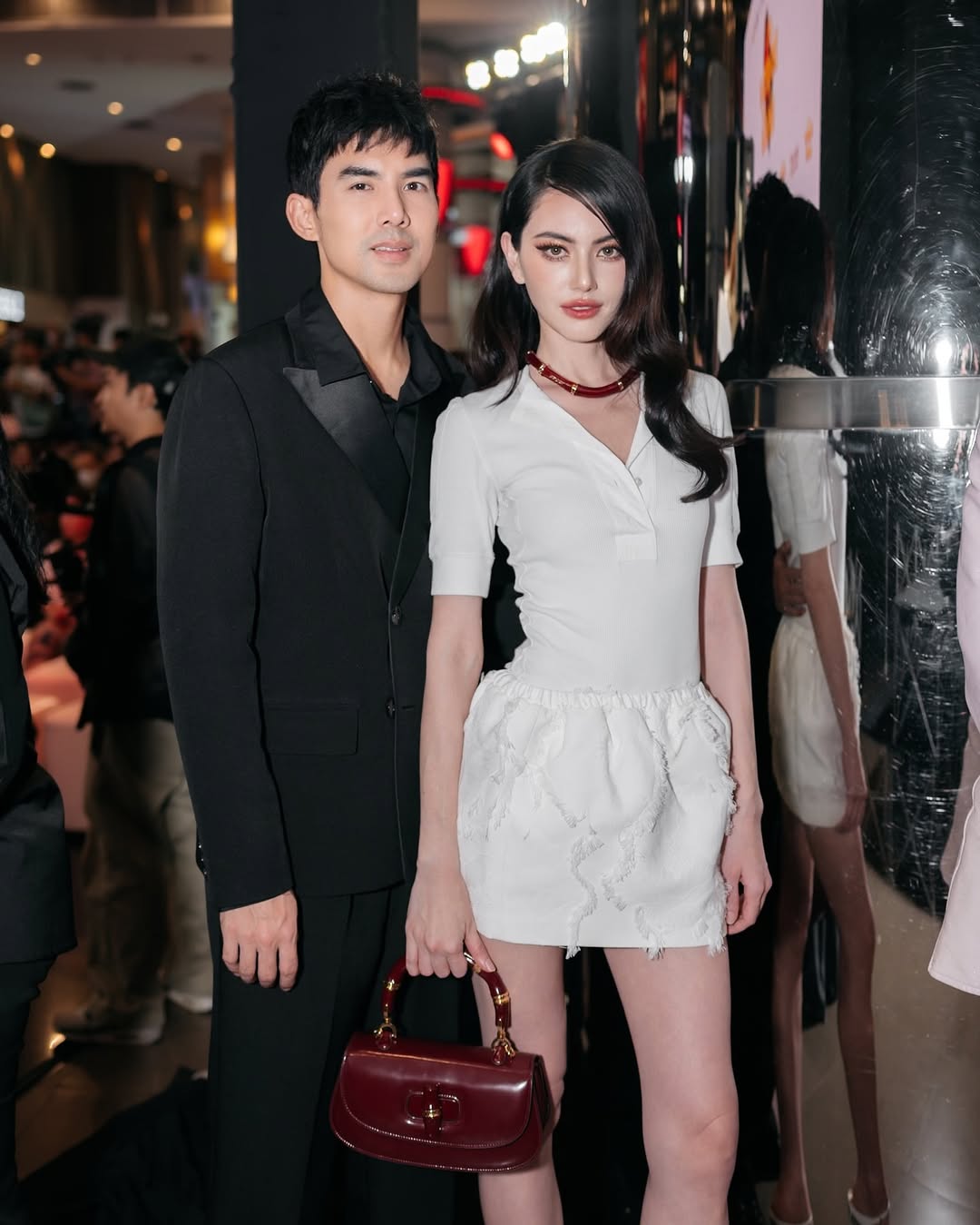 ใหม่ - ดาวิกา โฮร์เน่