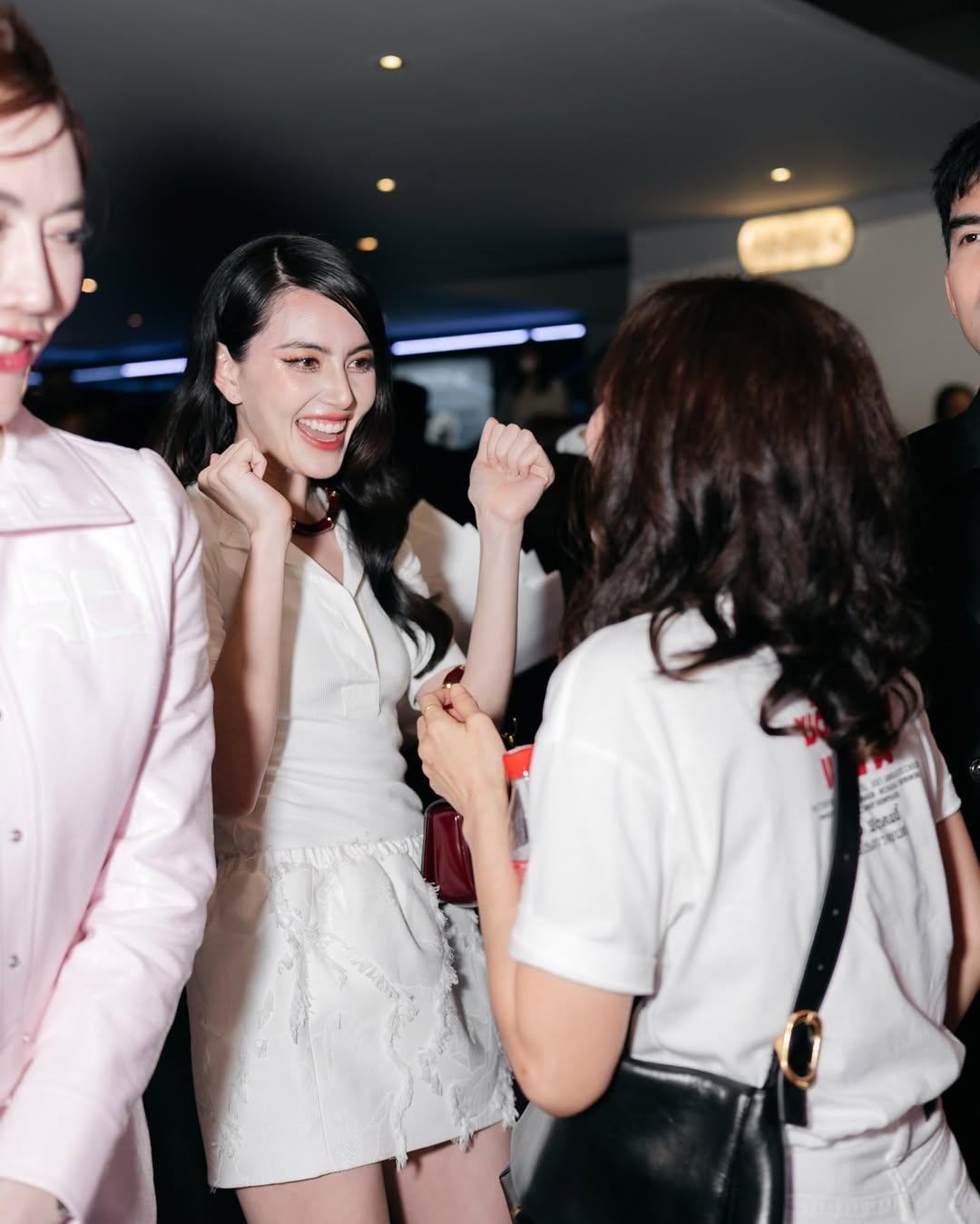 ใหม่ - ดาวิกา โฮร์เน่