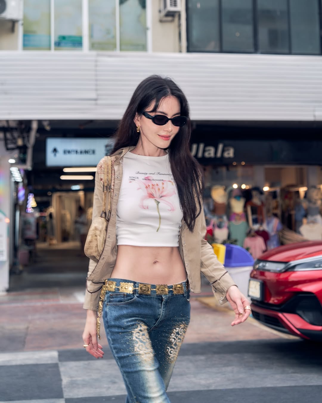 ใหม่ - ดาวิกา โฮร์เน่