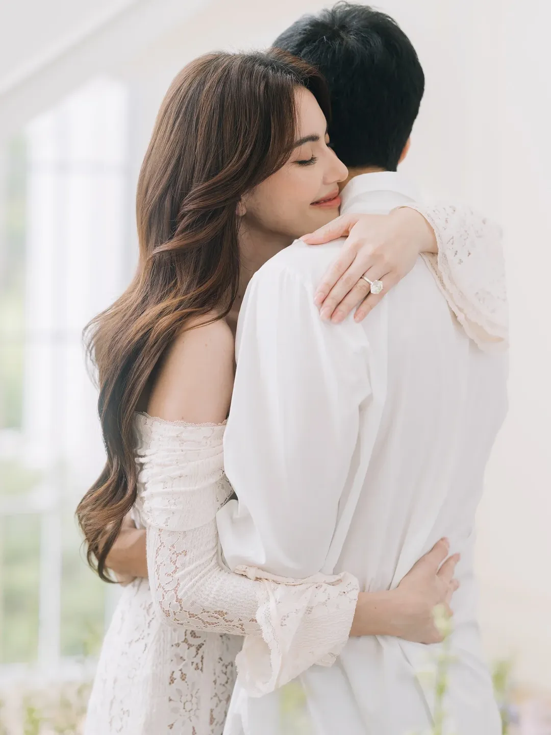 ใหม่ - ดาวิกา โฮร์เน่
