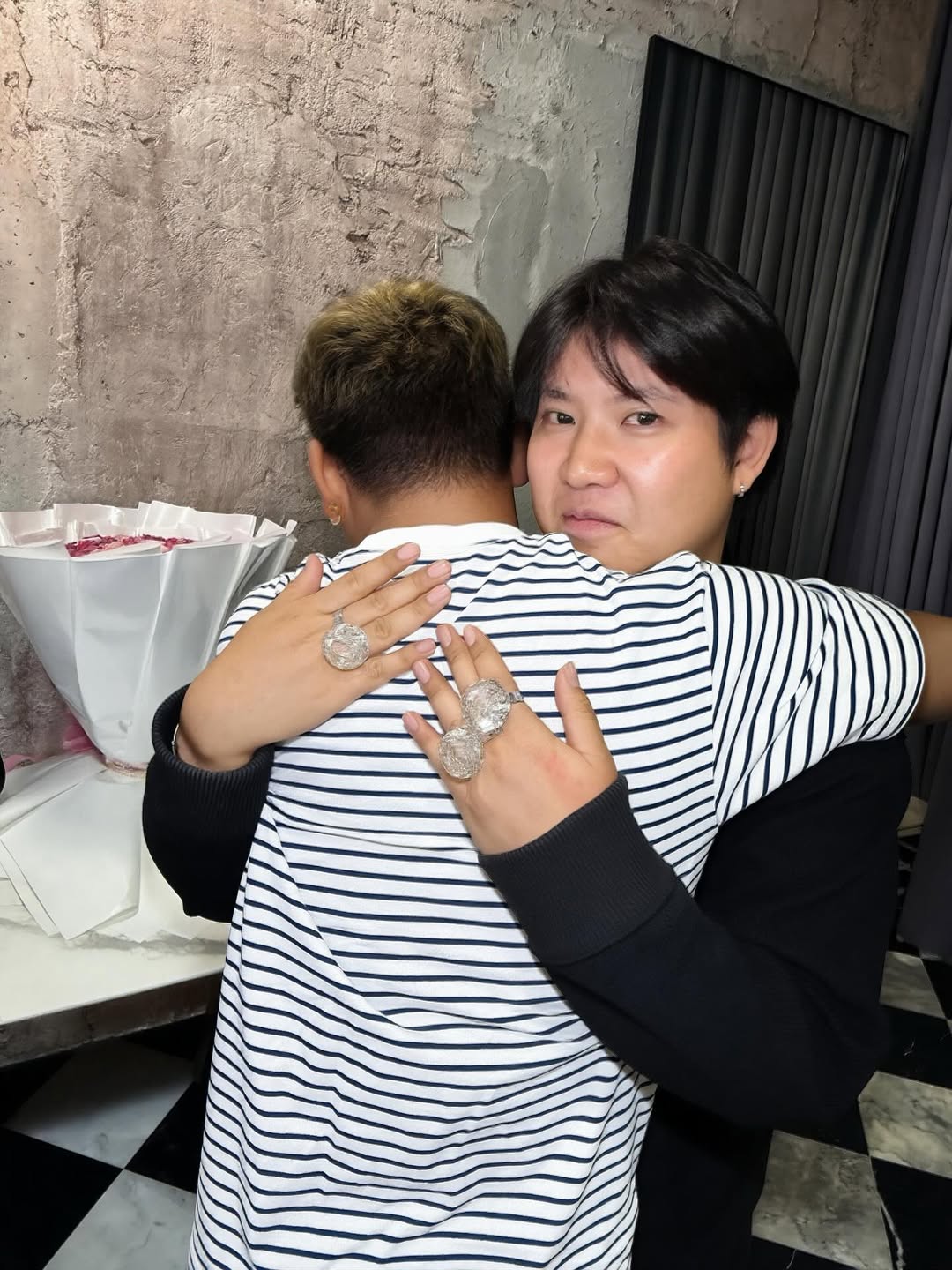 ใหม่ - ดาวิกา โฮร์เน่