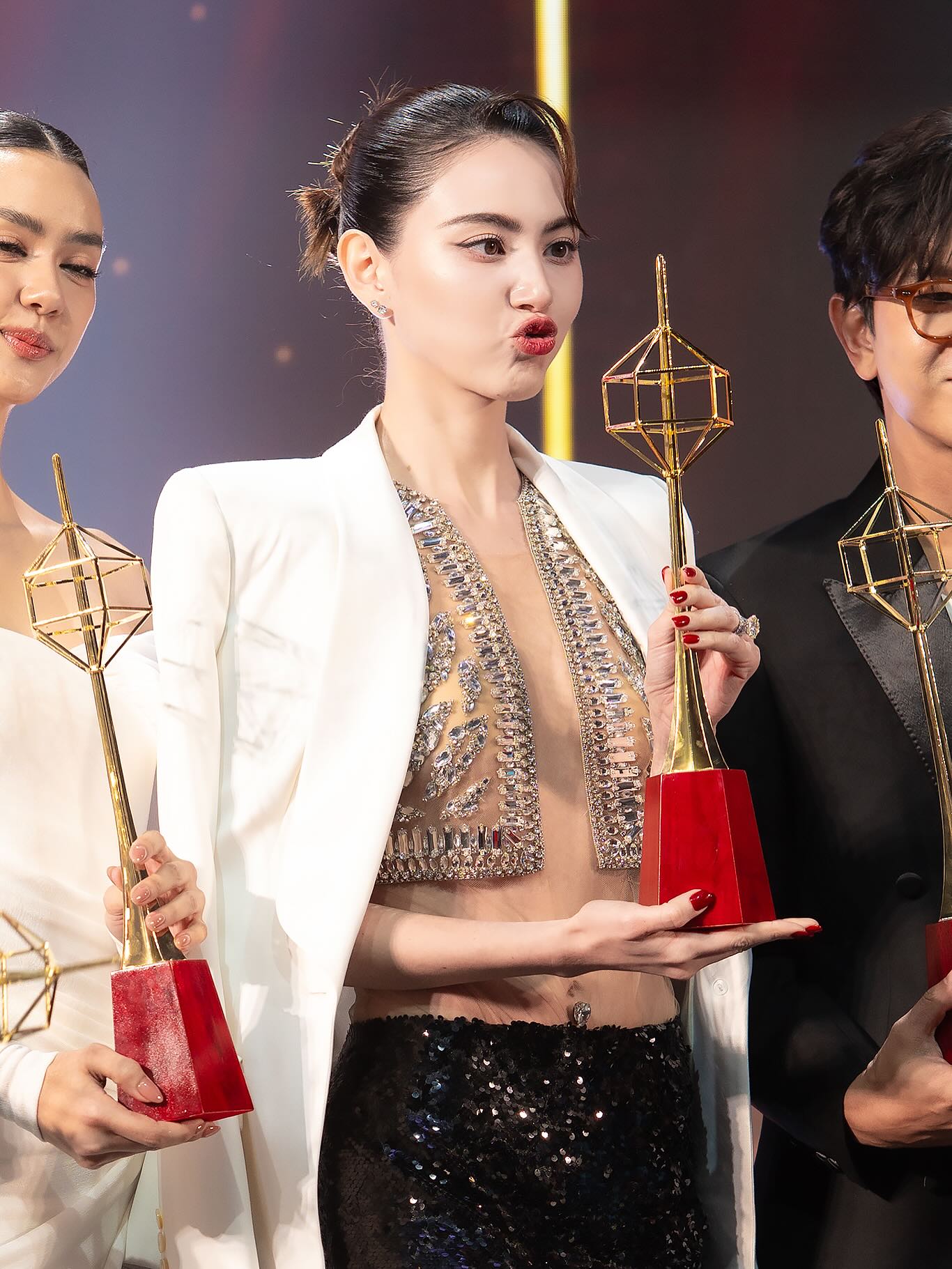 ใหม่ - ดาวิกา โฮร์เน่