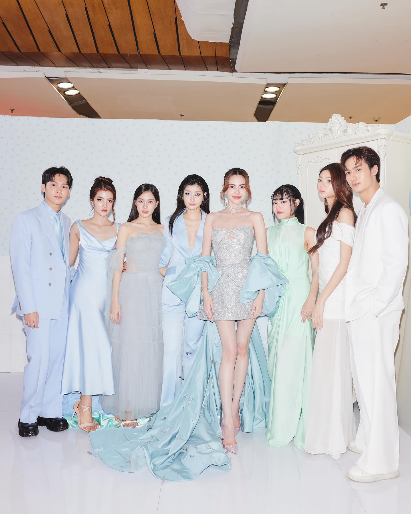 ใหม่ - ดาวิกา โฮร์เน่