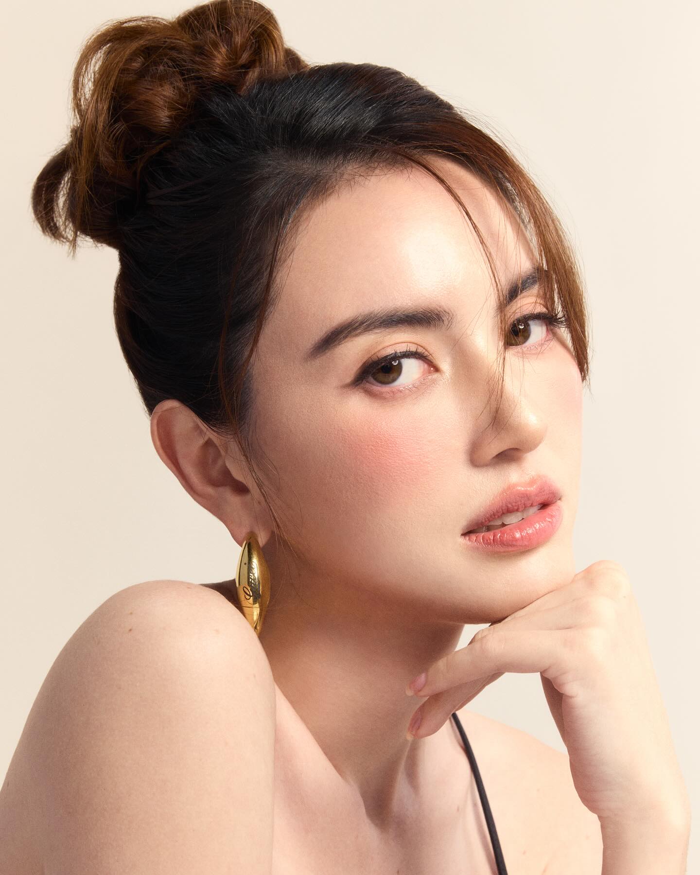 ใหม่ - ดาวิกา โฮร์เน่