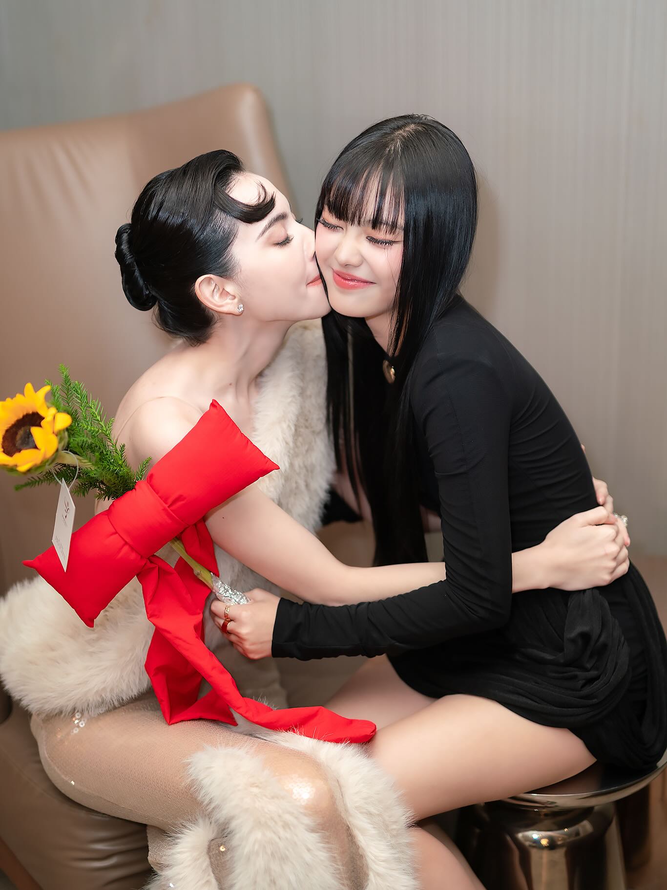 ใหม่ - ดาวิกา โฮร์เน่