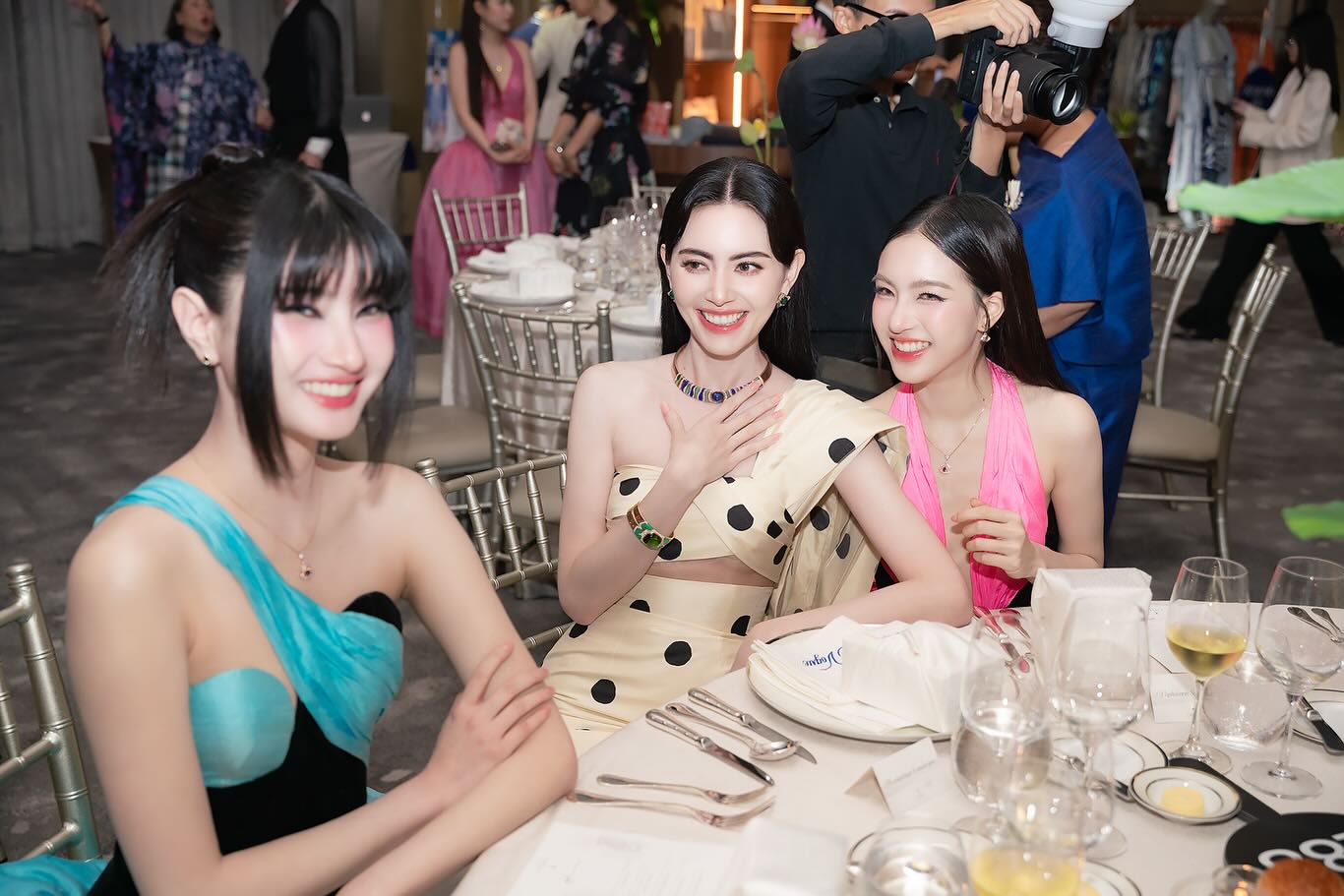 ใหม่ - ดาวิกา โฮร์เน่