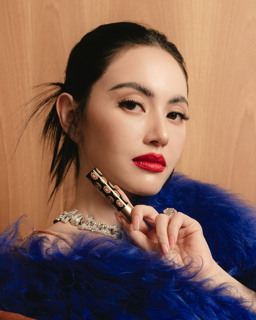 ใหม่ - ดาวิกา โฮร์เน่