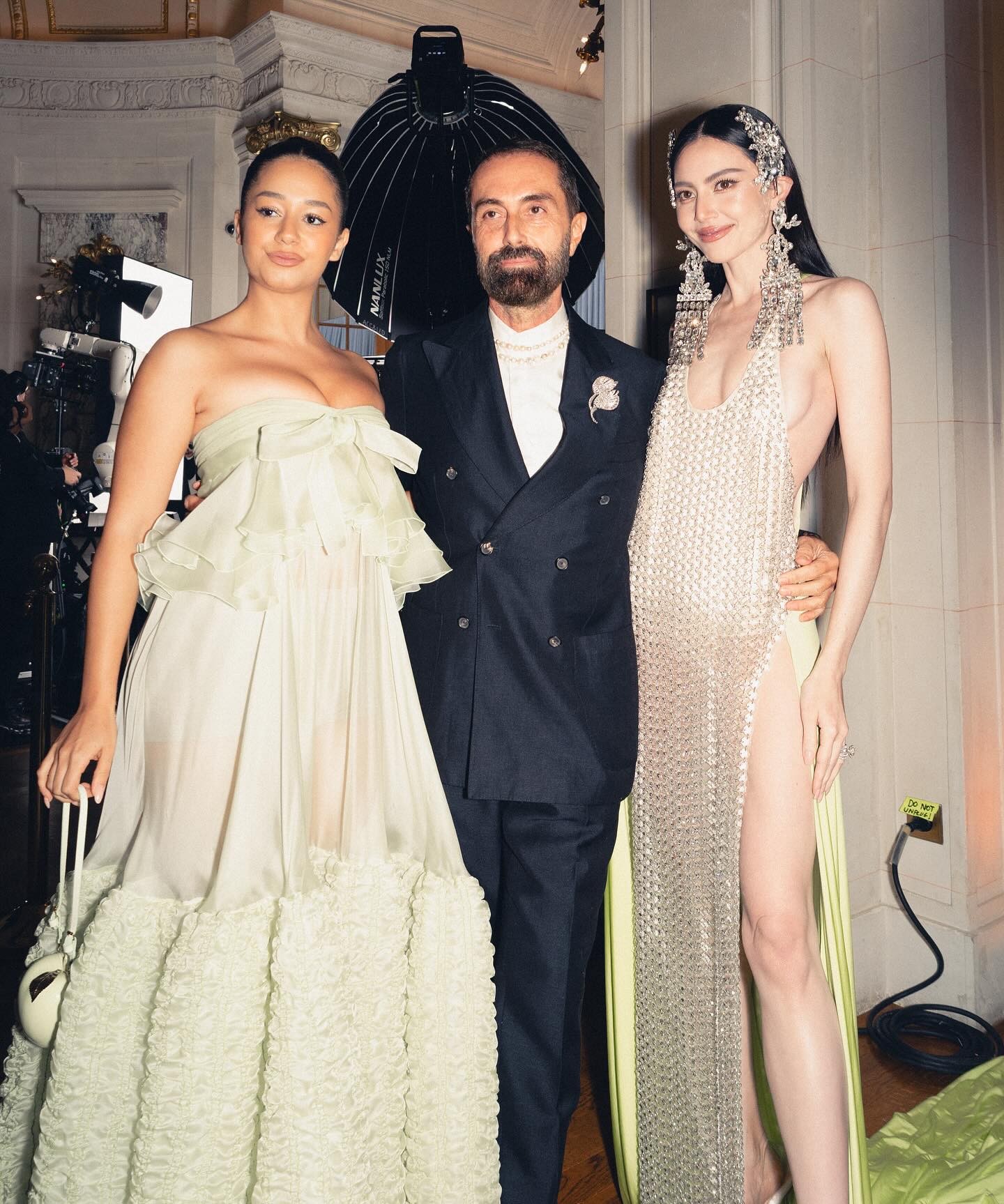 ใหม่ - ดาวิกา โฮร์เน่