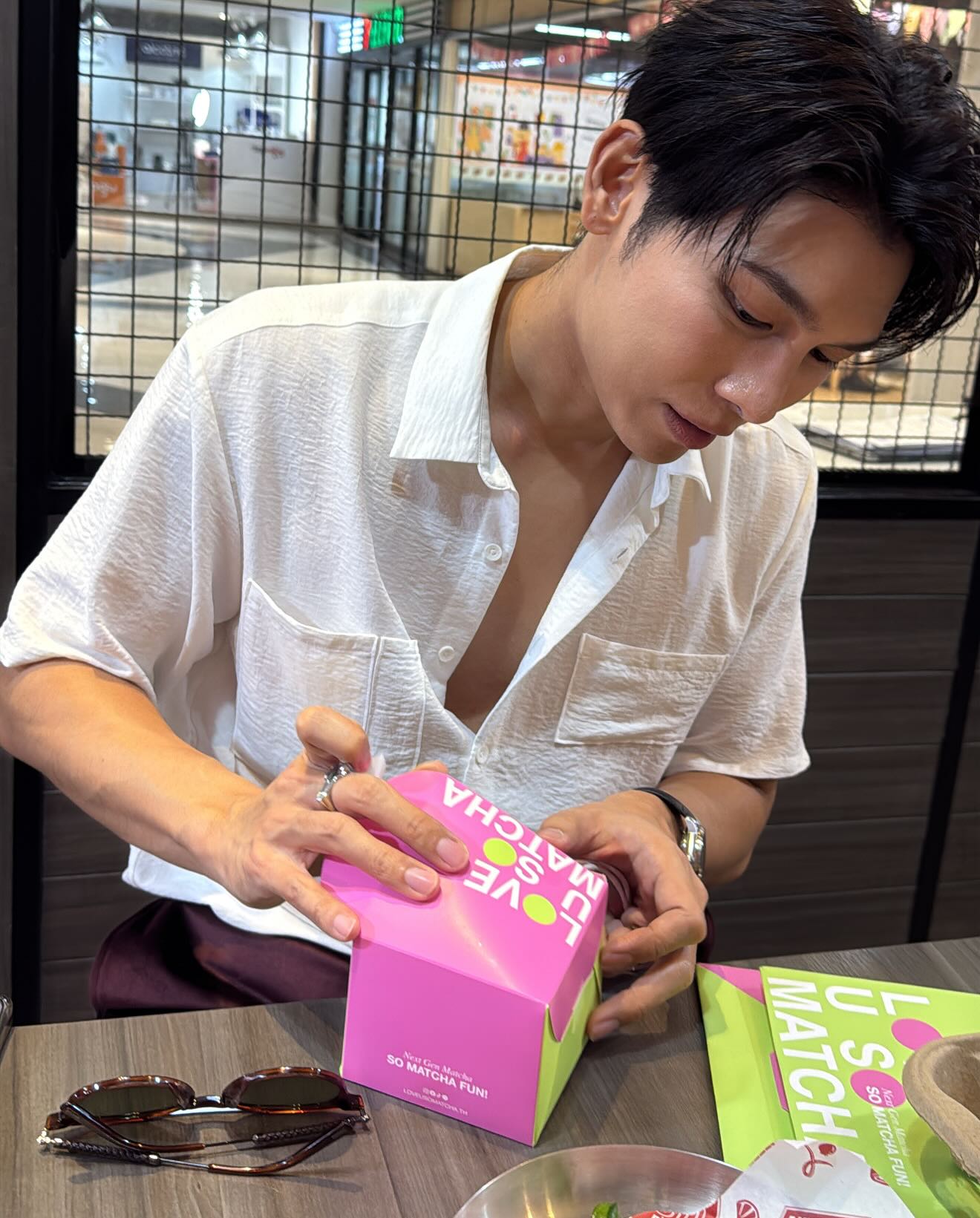 ใหม่ - ดาวิกา โฮร์เน่