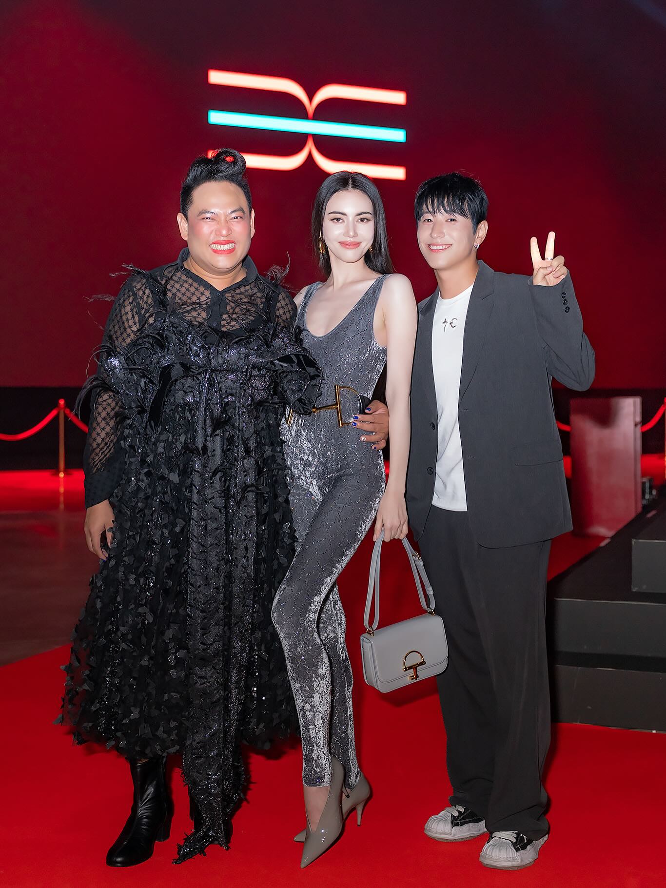 ใหม่ - ดาวิกา โฮร์เน่