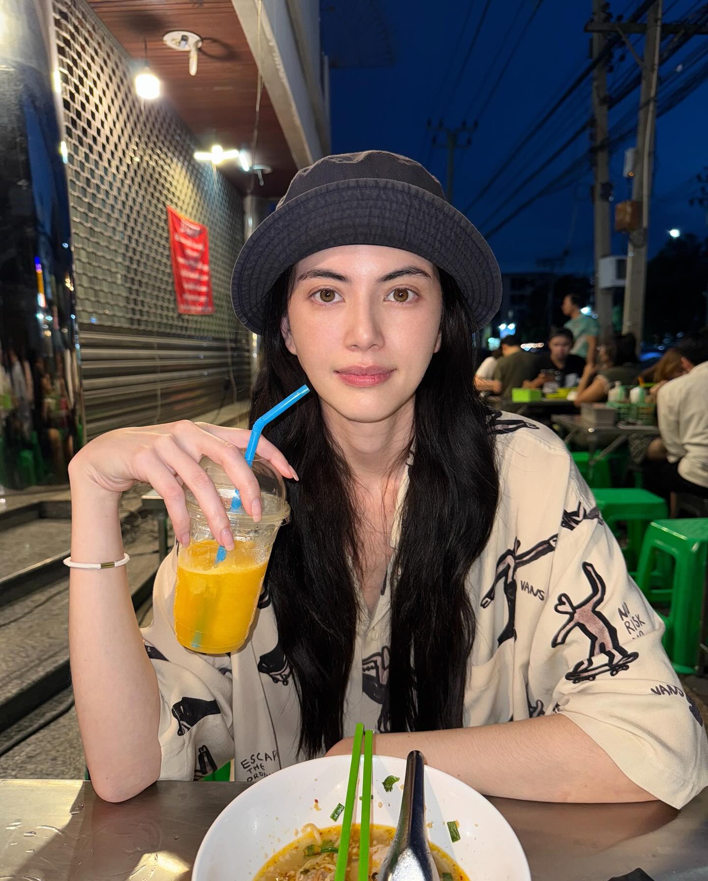 ใหม่ - ดาวิกา โฮร์เน่
