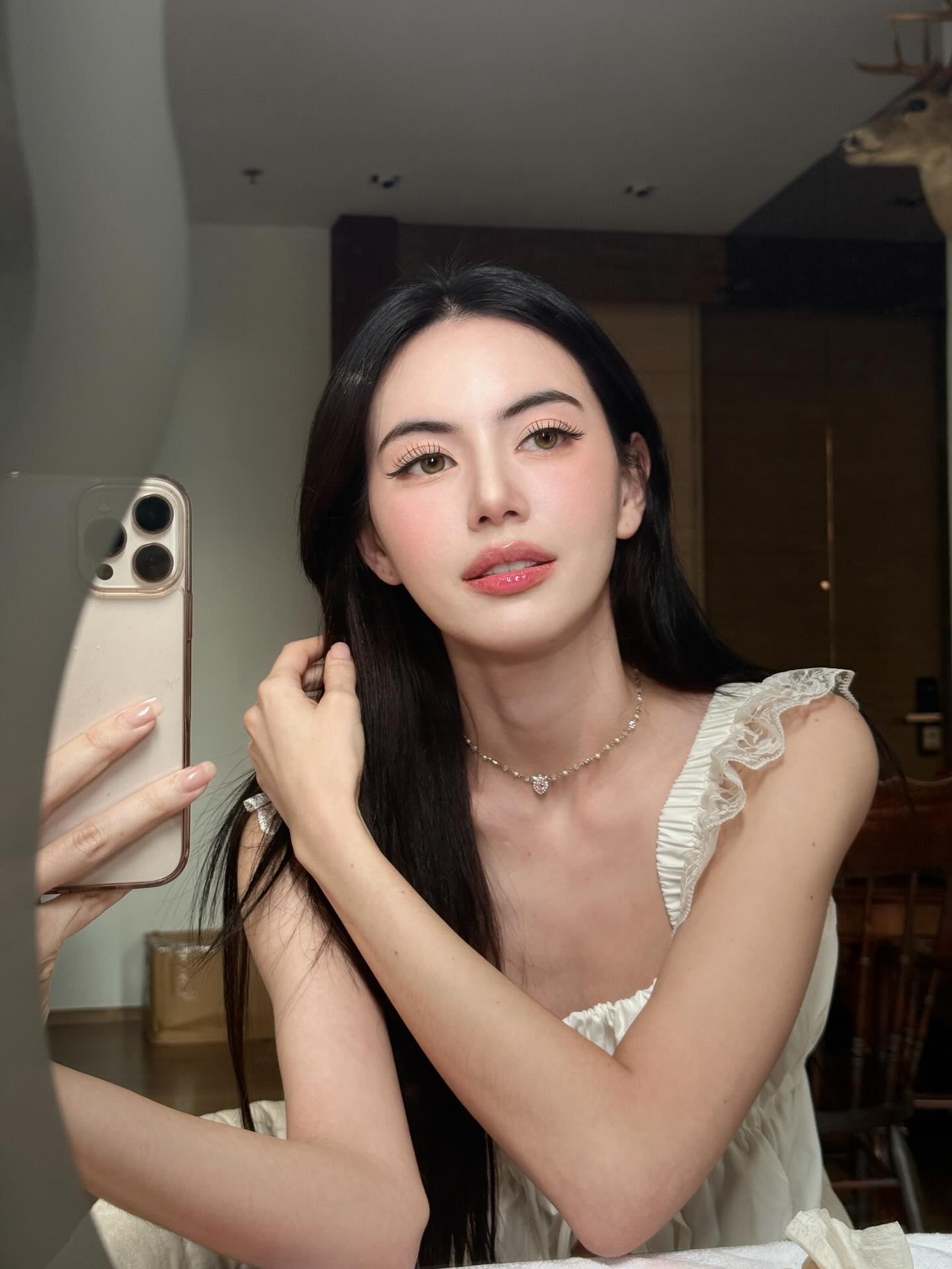 ใหม่ - ดาวิกา โฮร์เน่
