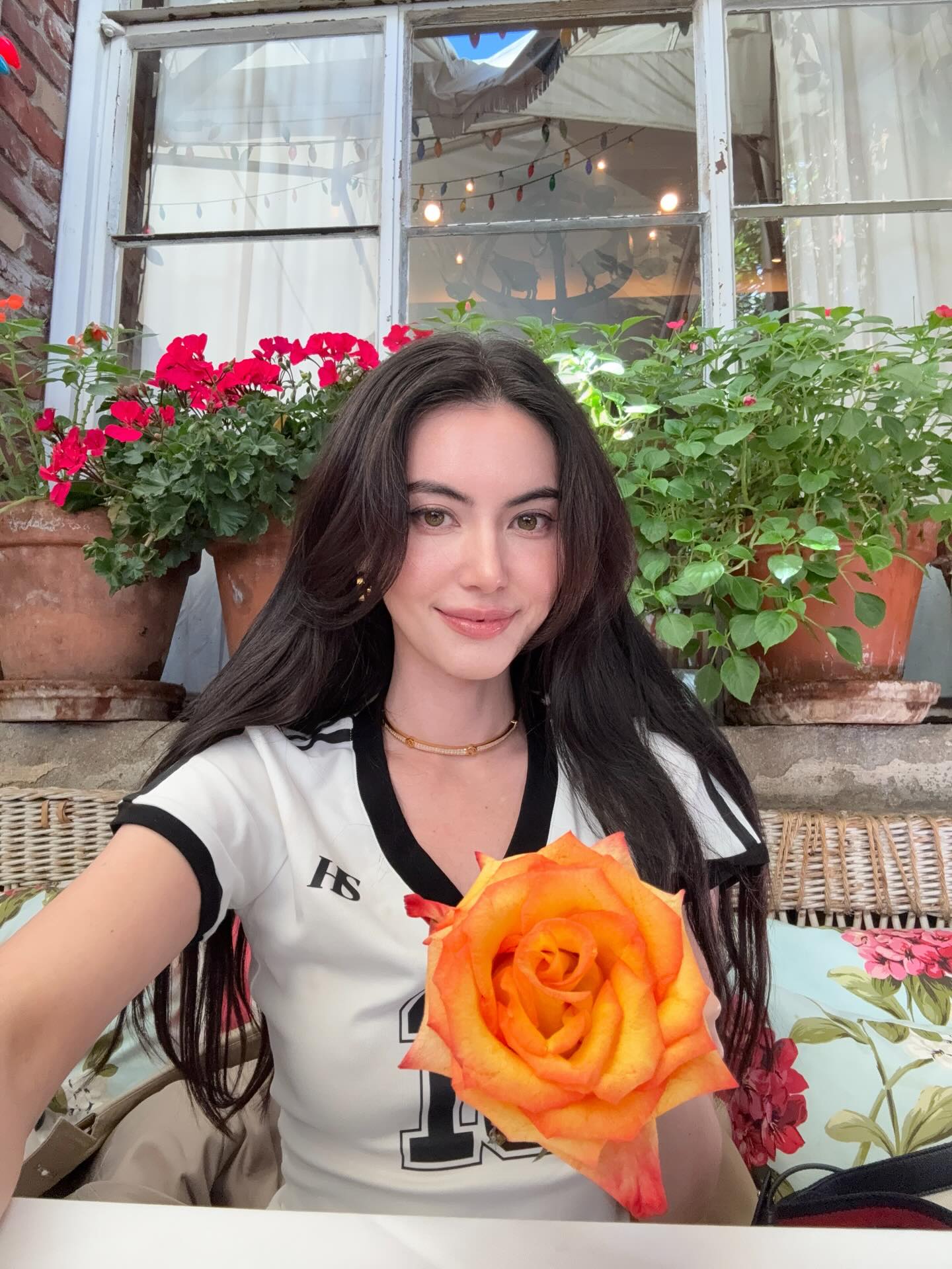 ใหม่ - ดาวิกา โฮร์เน่