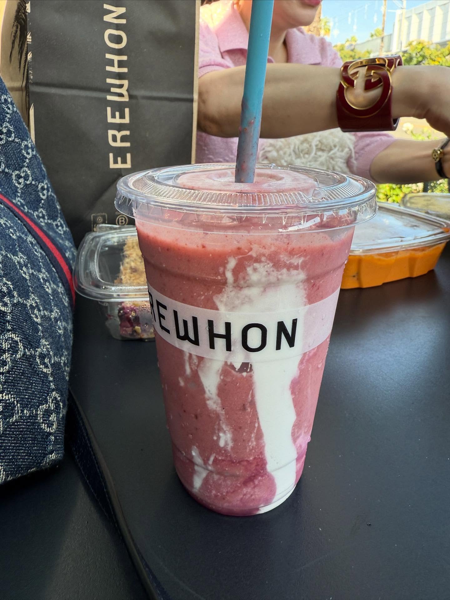 ใหม่ - ดาวิกา โฮร์เน่