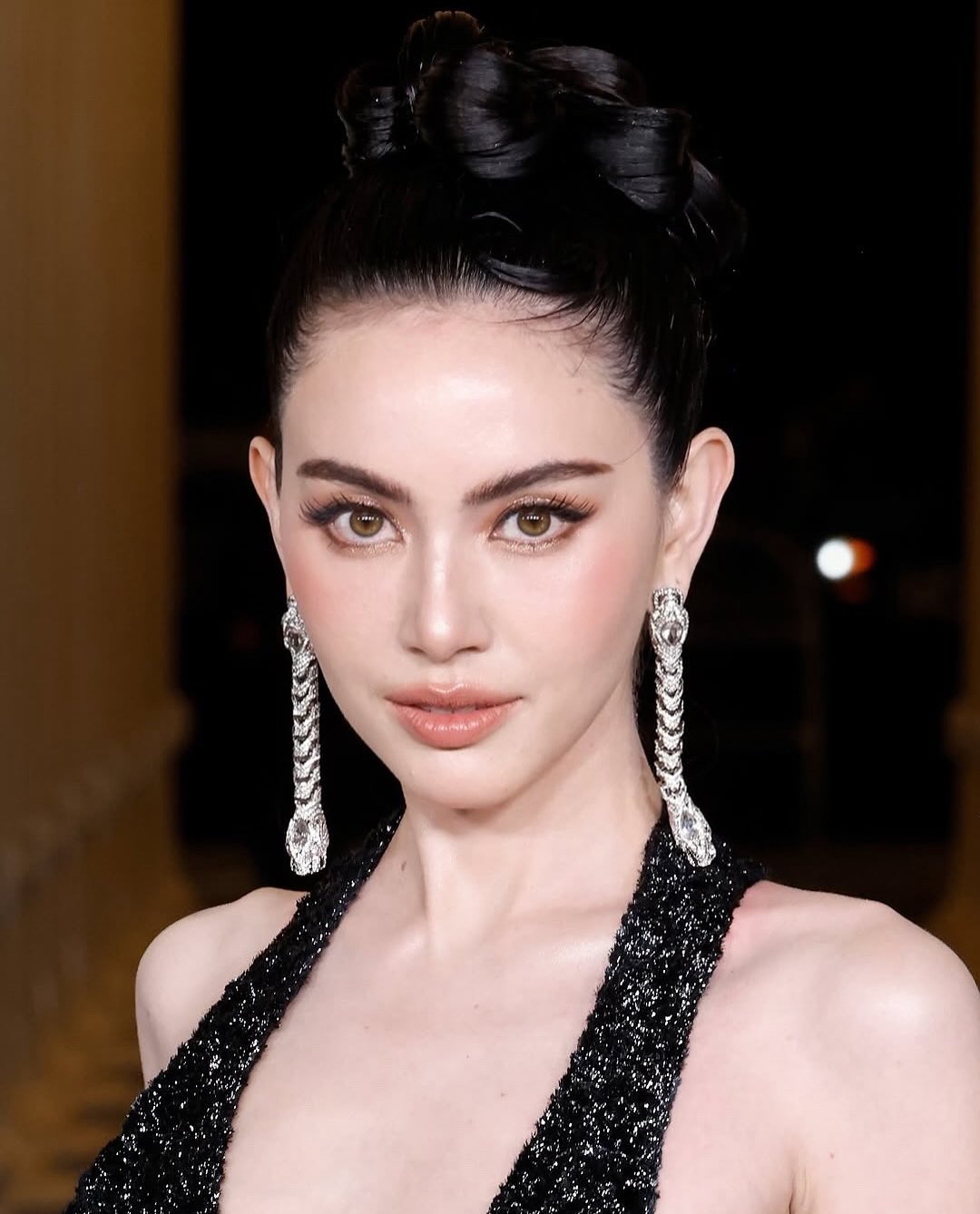 ใหม่ - ดาวิกา โฮร์เน่