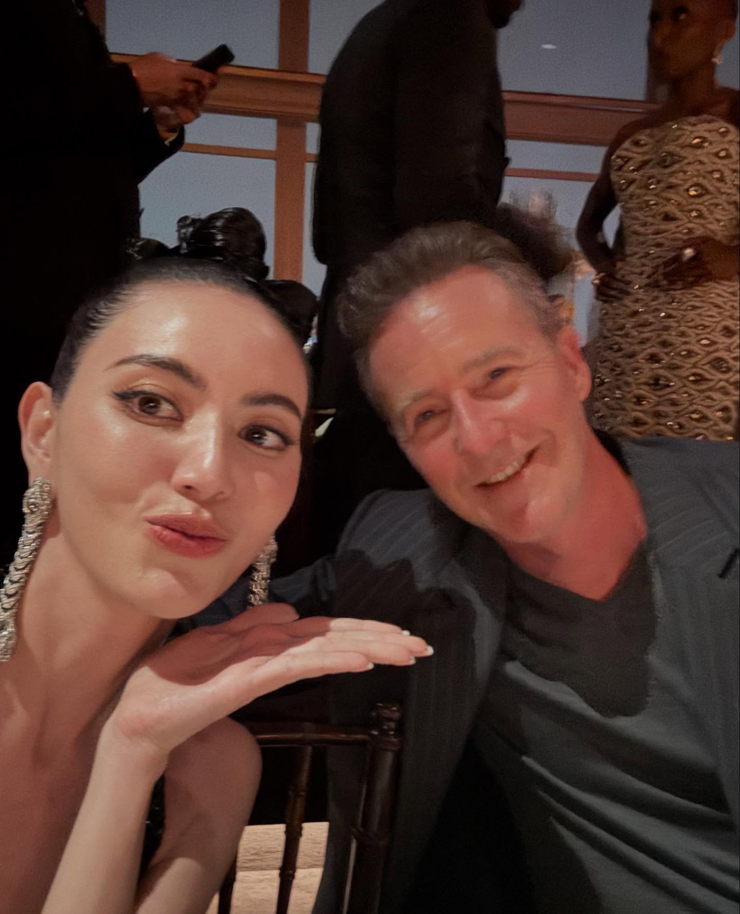 ใหม่ - ดาวิกา โฮร์เน่